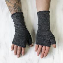 Unisex Soft Merino Wool Wristwarmer Gloves - Charcoal