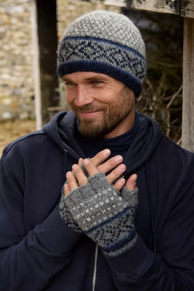 Pachamama Mens Tromso Fingerless Gloves - Navy