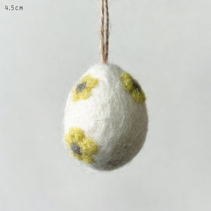 Small Yellow Daisy Felt Egg