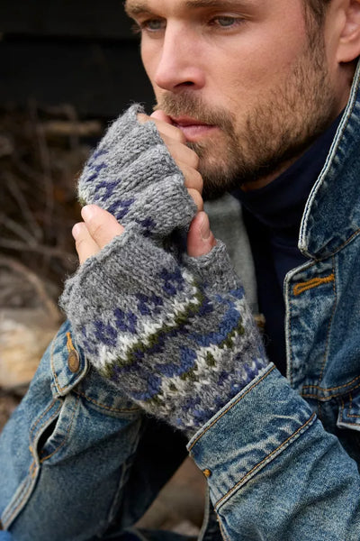 Pachamama Mens Westport Fingerless Gloves - Blue