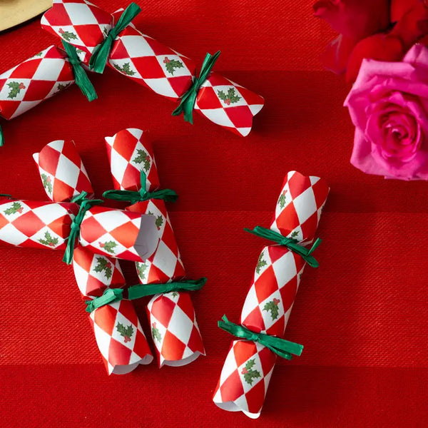 Holly Red & White Harlequin Mini Christmas Crackers w/Drink Charm - 6 Pack