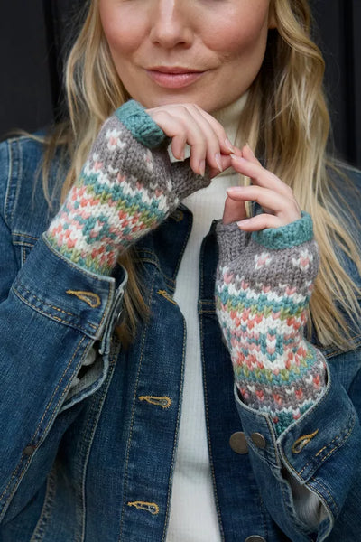 Pachamama Iona Merino Handwarmers - Teal