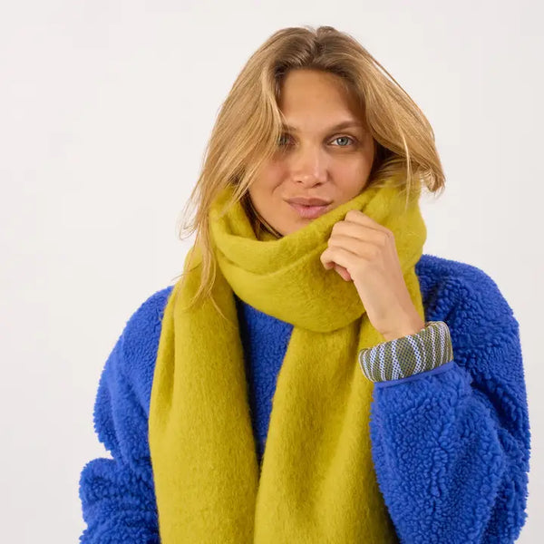 Wide Scarf in Mixed Wool - Olive