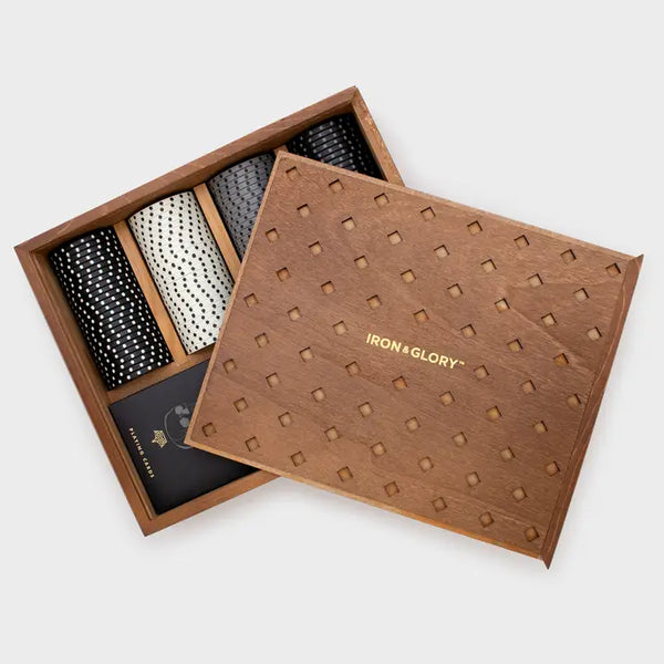 Iron & Glory Dead Man’s Hand Premium Poker Set