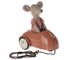 Maileg Mouse Car - Coral