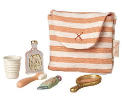 Maileg Mouse Toothbrush Bag Set - Coral