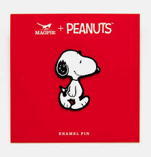 Peanuts Enamel Pin - Friends Forever