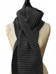 Anna Falcke Long Pleated Scarf - Black