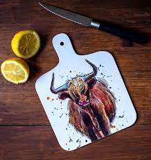 Dollyhotdogs Highland Cow Small Chopping Board