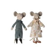 Maileg Grandma & Grandpa Mice in Cigar Box
