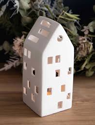 Airdrie Tea light House - Medium