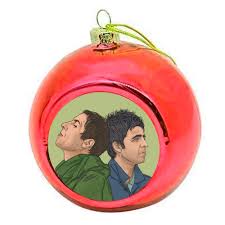 Christmas Red Bauble - Oasis Reunion