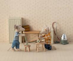 Maileg Mouse Kick Board - MInt