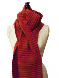 Anna Falcke Long Pleated Scarf - Scarlet Red