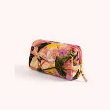 Powder Quilted Vanity Bag - Cream Posy