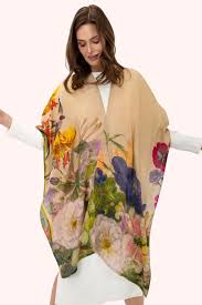 Powder Autumn Posy Wool Wraparound - Cream