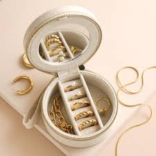 Round Natural Linen Jewellery Case