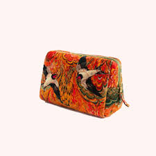 Powder Quilted Wash Bag - Marbled Swallow