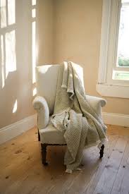 The Chantilly Throw - Antique White