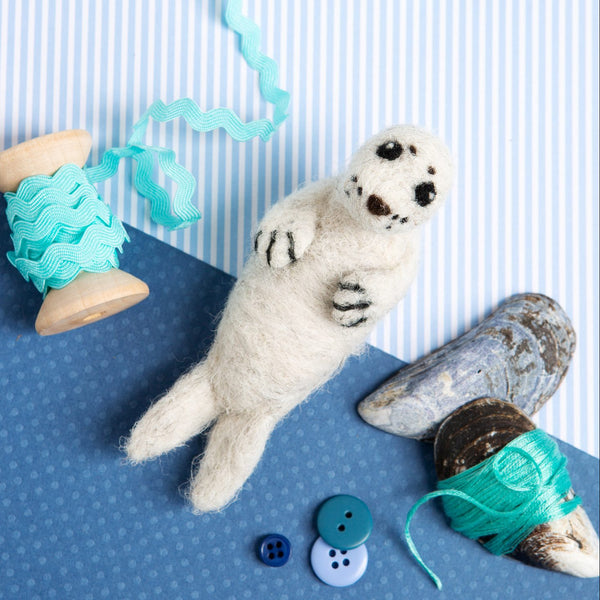 Hawthorn Handmade Baby Seal Mini Needle Felting Kit